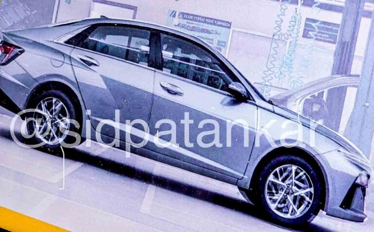 2023-hyundai-verna-side-spyshot.jpg