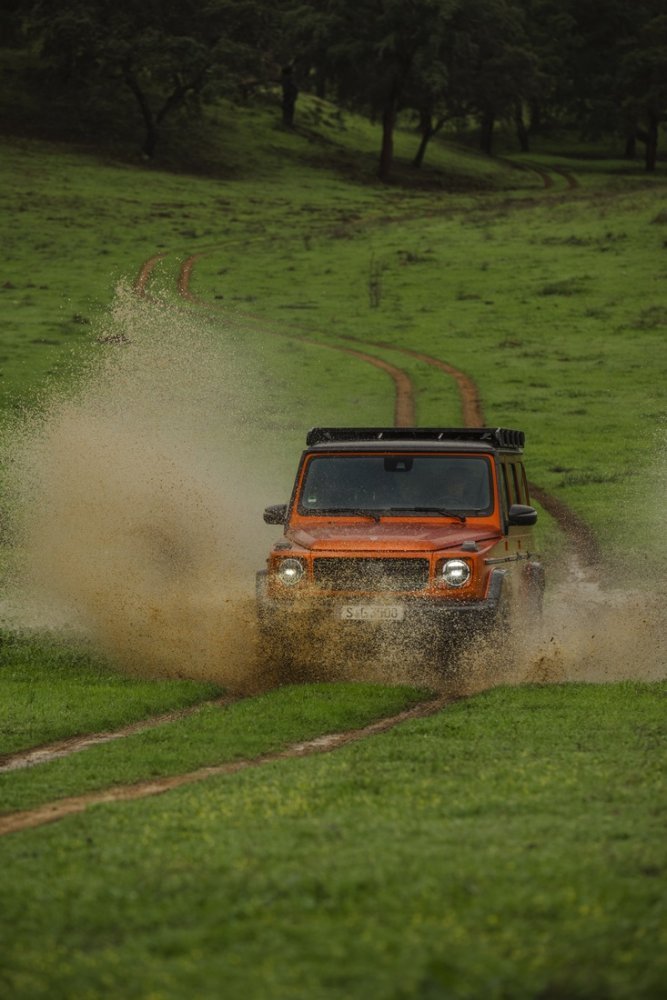 Mercedes-G400d-Adventure.jpg