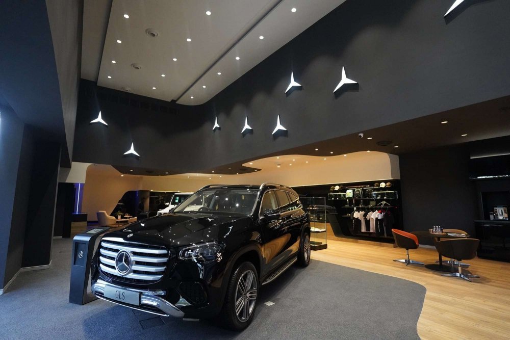 Mercedes-Benz Central Star MAR20X Showroom in Nagpur_2 .JPG