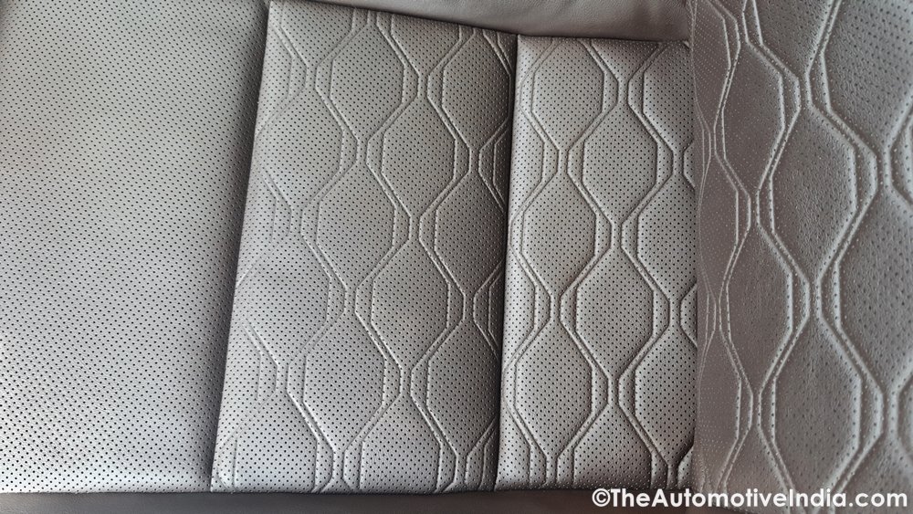 Toyota-Innova-Hycross-Leather-Seats.jpg