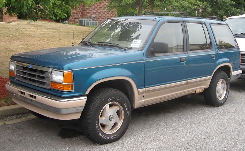 800px-1st_Ford_Explorer_Eddie_Bauer.jpg