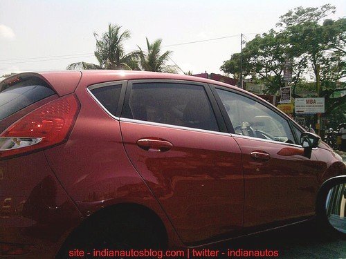 Ford_Fiesta_hatchback_red_India.jpg