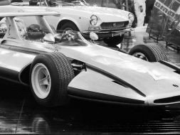 ferrari_sigma_grand_prix_1969_1.jpg