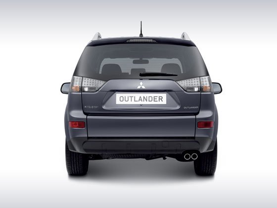 mitsubishi outlander.jpg