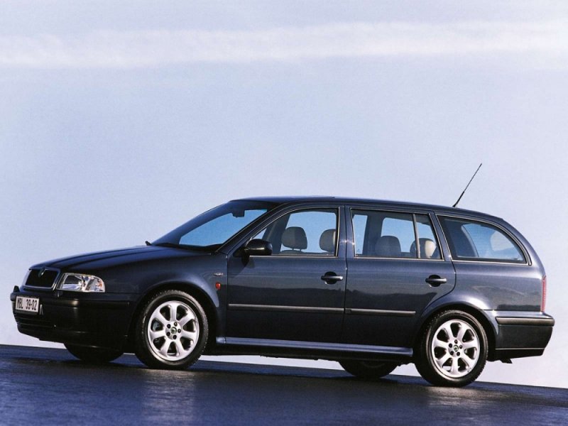 1998-skoda-octavia-combi-l-and-k-1600x1200-image-2.jpg