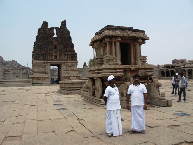 8. The Famous Ratha with Stone Wheels.JPG