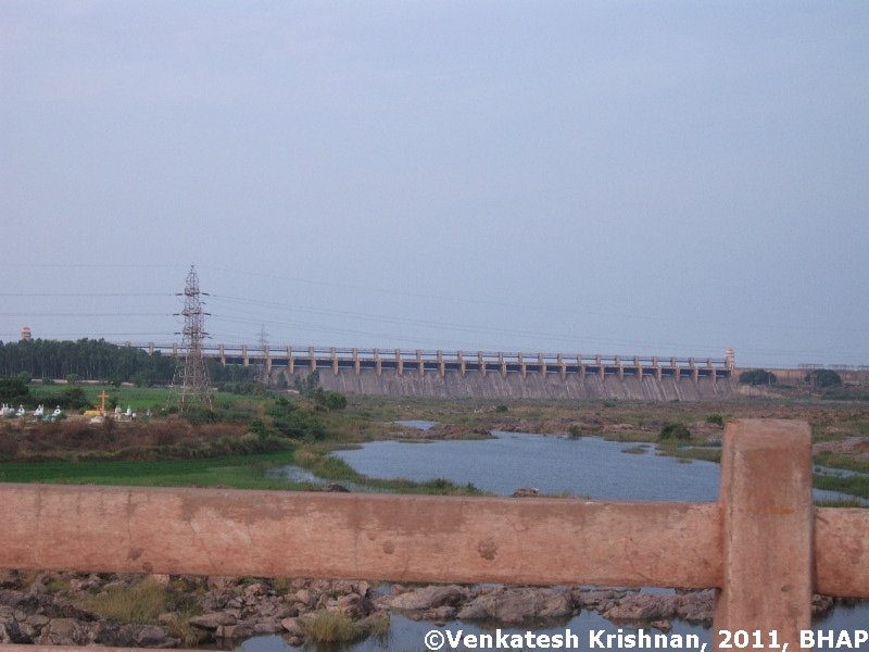 1TB Dam Hospet.JPG