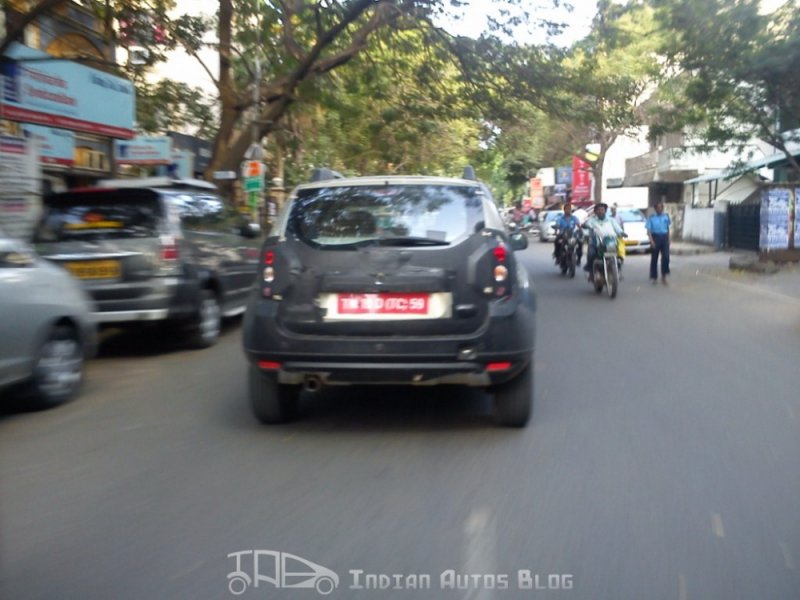 Renault-Duster-testing-in-India-1.jpg