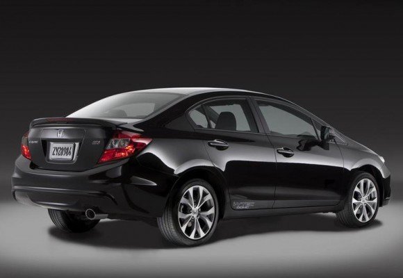 2012-Honda-Civic-black-exterior-design-view-rear-angle-580x400.jpg