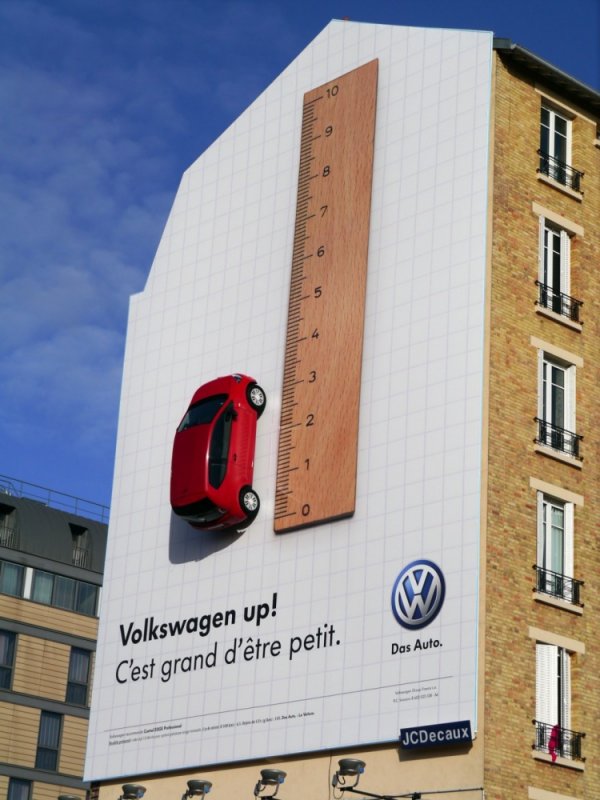 Volkswagen-Up-outdoor-campaign.jpg