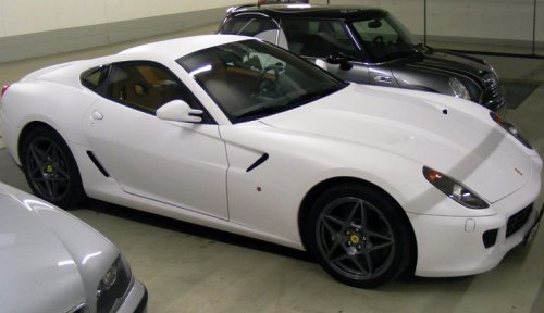 matte-white-ferrari-599-gtb-4.jpg