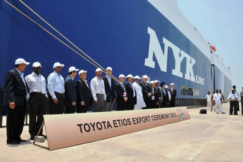 Toyota Etios Export Ceremony at Ennore Port near Chennai  4th April 2012 (3).jpg