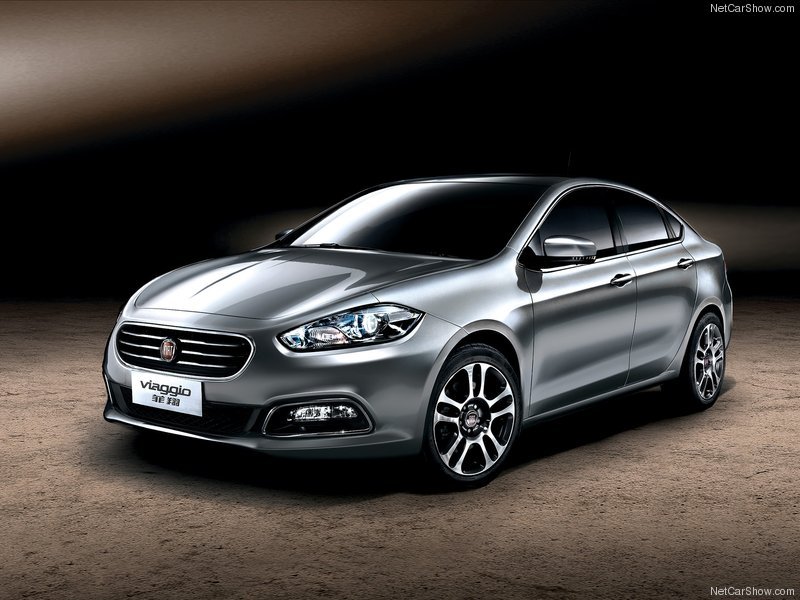 Fiat-Viaggio_2013_800x600_wallpaper_01.jpg