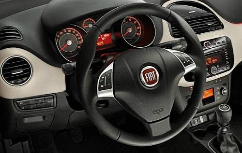 2013-Fiat-Linea-facelift-3.jpg