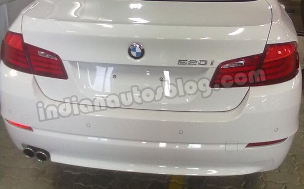 SetWidth600-BMW-520i-India.jpg