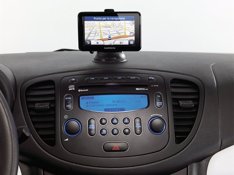 Hyundai-i10-Sound-Edition-display-on-the-dashboard.jpg