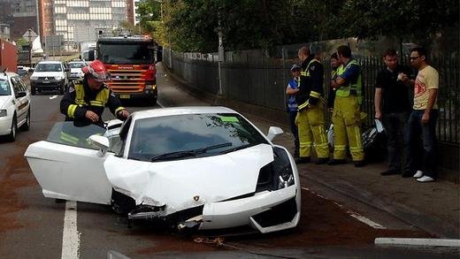 sydney_lamborghini.jpeg