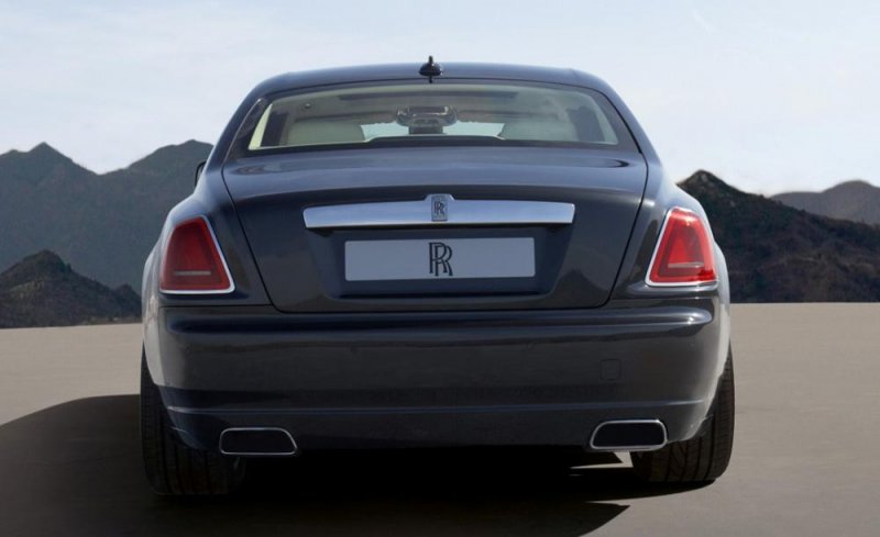 Rolls Royce Ghost.jpg