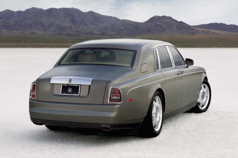 Rolls Royce Phantom.jpg