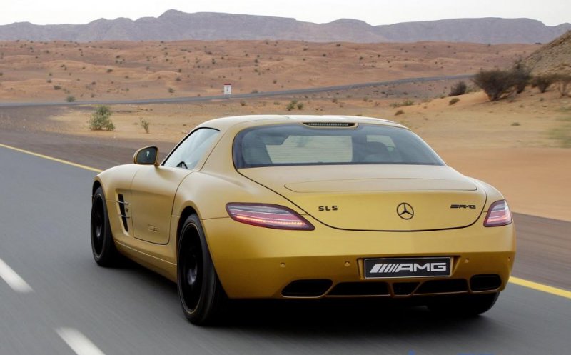 Mercedes-Benz SLS AMG.jpg