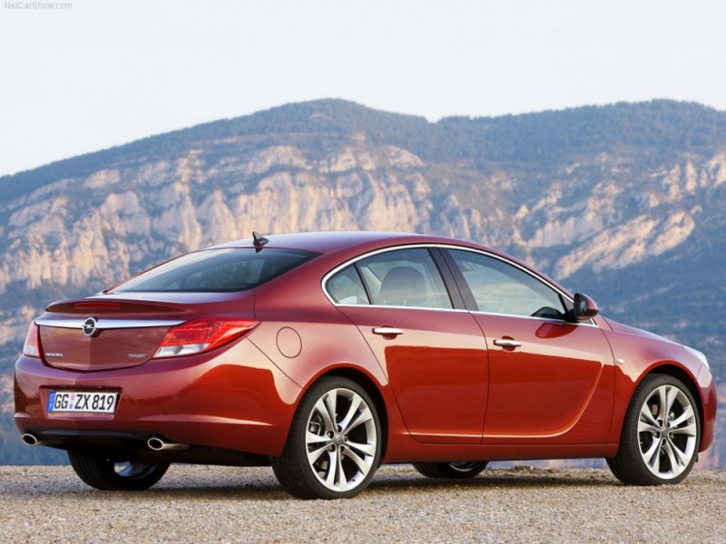 Opel-Insignia_2009_1024x768_wallpaper_2f.jpg