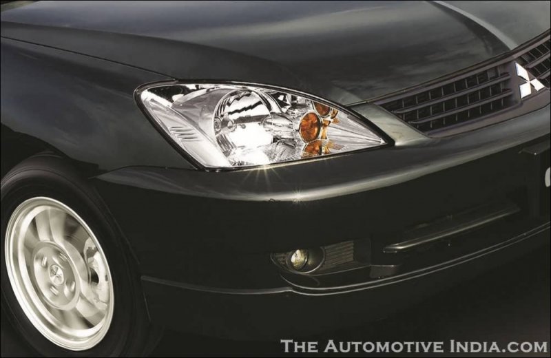 Mitsubishi-Cedia-Select-2012-Clear-lens-Headlamps.jpg