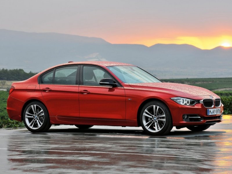 BMW-3-Series_2012_1024x768_wallpaper_08.jpg