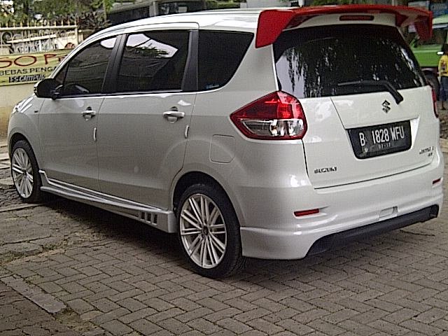 ERTIGA WHITE (33).jpg