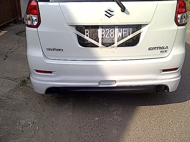 ERTIGA WHITE (19).jpg