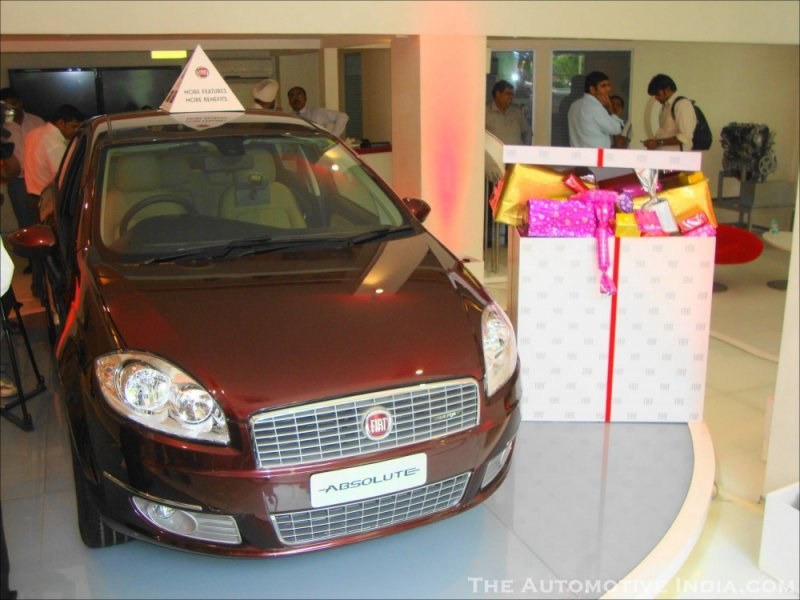 fiat-linea-absolute-edition-launch.jpg