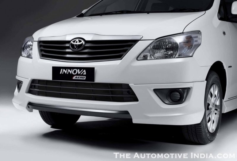 Toyota Innova Aero Limited Edition Sept'12 - 2.jpg