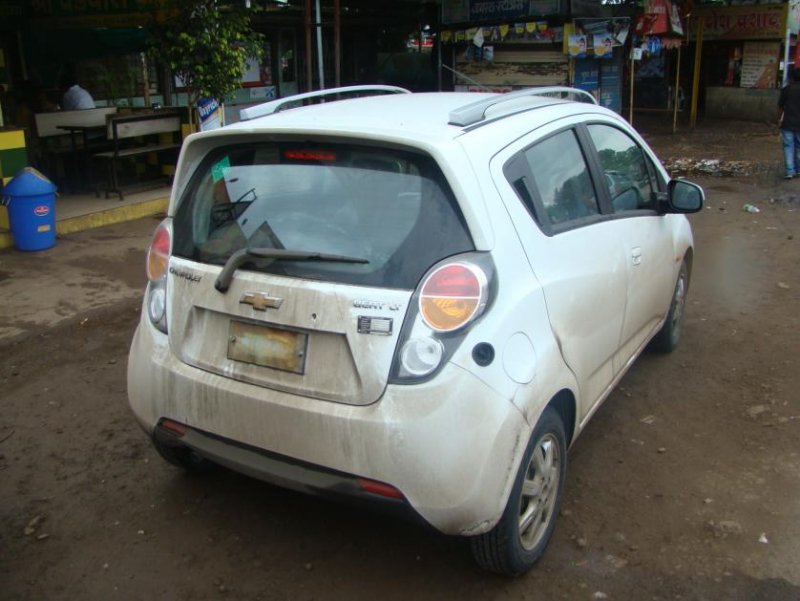 Chevrolet-Beat-LPG-India-spied-2.jpg