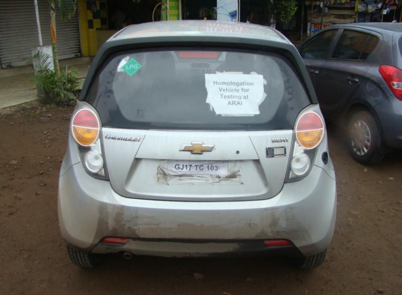 Chevrolet-Beat-LPG-India-spied-4.jpg