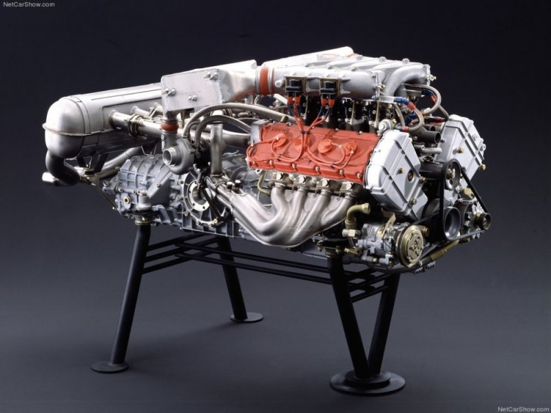 Ferrari-F40_engine final.jpg