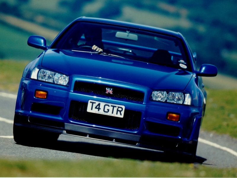 Blue-Nissan-Skyline-GT-R-R34.jpg