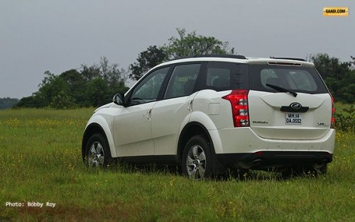 Mahindra_XUV500_ext_7160.jpg