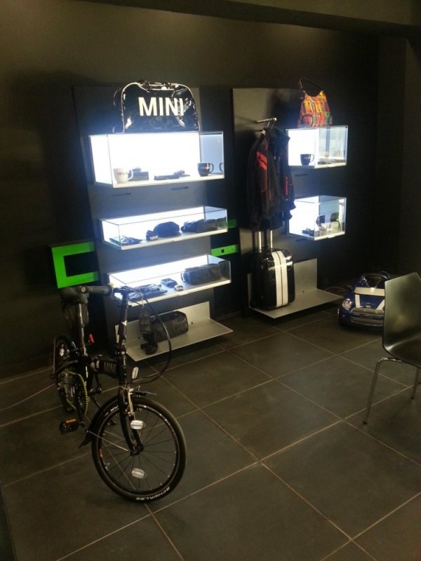 Mini-Showroom-Hyderabad-4.jpg