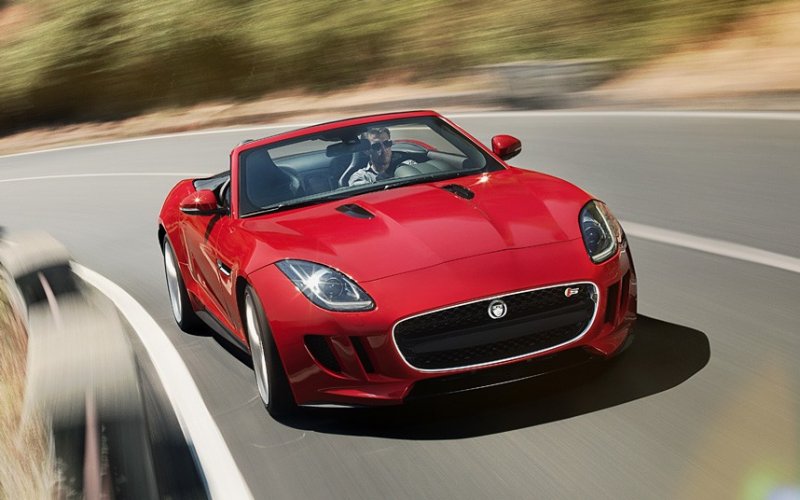 Jaguar-F-type-9_2351861k.jpg