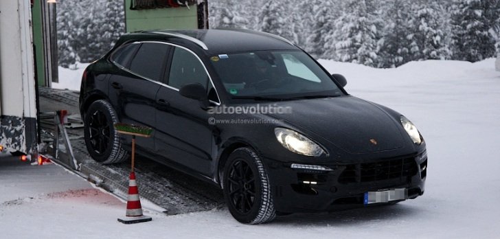 spyshots-2014-porsche-macan-winter-testing-54048-7.jpg