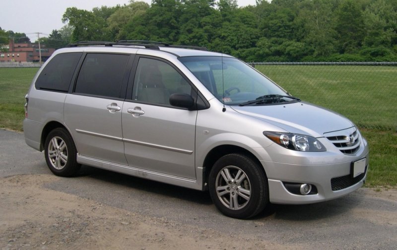 2005_Mazda_MPV.jpg