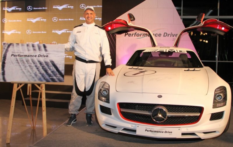 Mr. Eberhard Kern, Managing Director & CEO, Mercedes-Benz India launching the  Mercedes-Benz Per.jpg