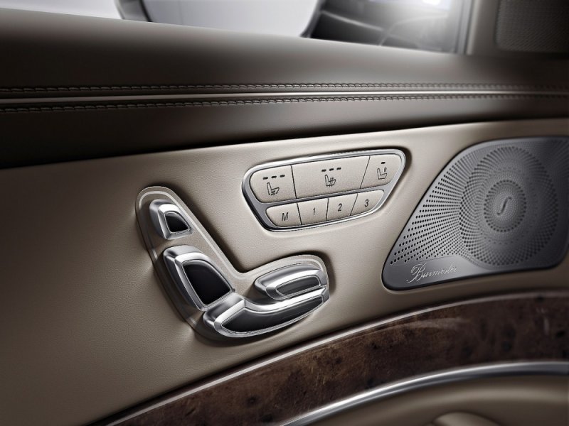 2014-Mercedes-S-Class-seat-controls1.jpg