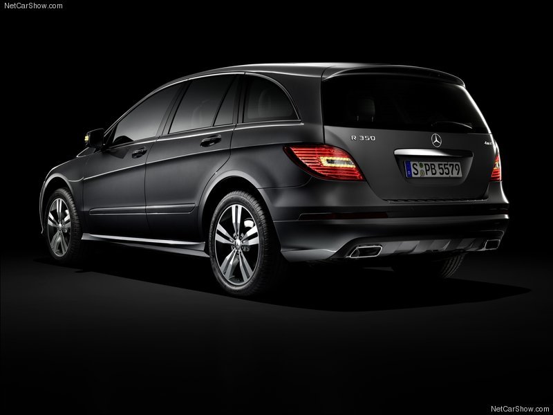 Mercedes-Benz-R-Class_2011_800x600_wallpaper_59.jpg