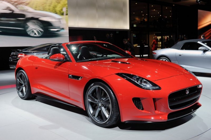 Jaguar F Type.jpg