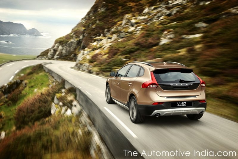 Volvo-V40-Cross-Country-6.jpg