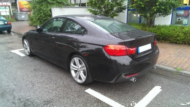 rear-of-the-BMW-4-Series-Coupe-spied-in-Germany.jpg