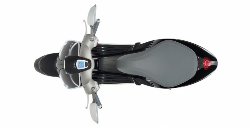 Top-view-of-the-Vespa-946.jpg