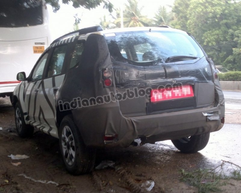 Rear-of-the-Nissan-Terrano-test-mule-1024x819.jpg