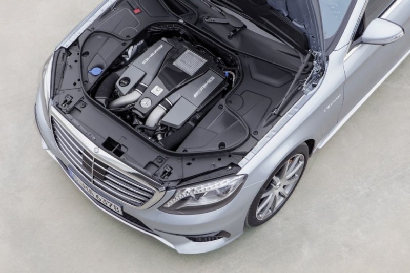 2014-Mercedes-Benz-S63-AMG-engine-1024x682.jpg