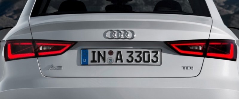 Audi-A3-Sedan-LED-taillights-1024x423.jpg